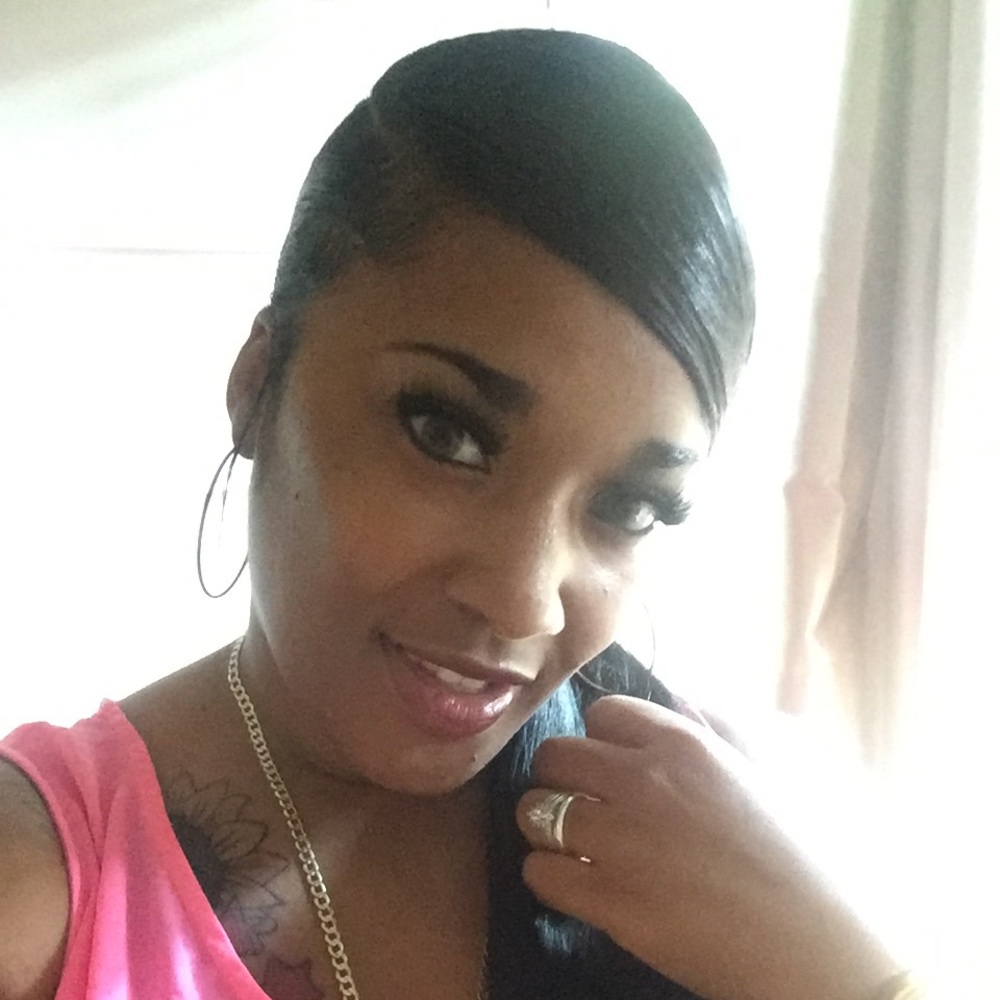 Meet your Posher, Ises